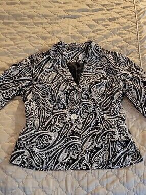 Liz Claiborne Black & White Paisley Single-Button Blazer
